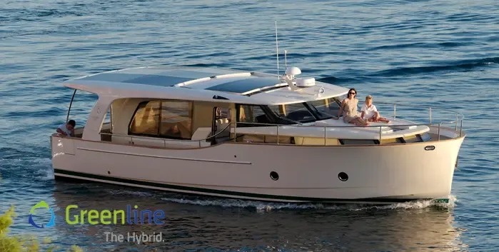 TODAY IN NAPLES: Discover Greenline Hybrid Yachts