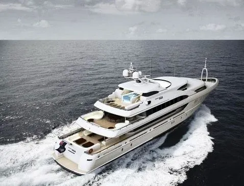 Florida Yacht-Builder Completes 180' Trideck: Newcastle 5500