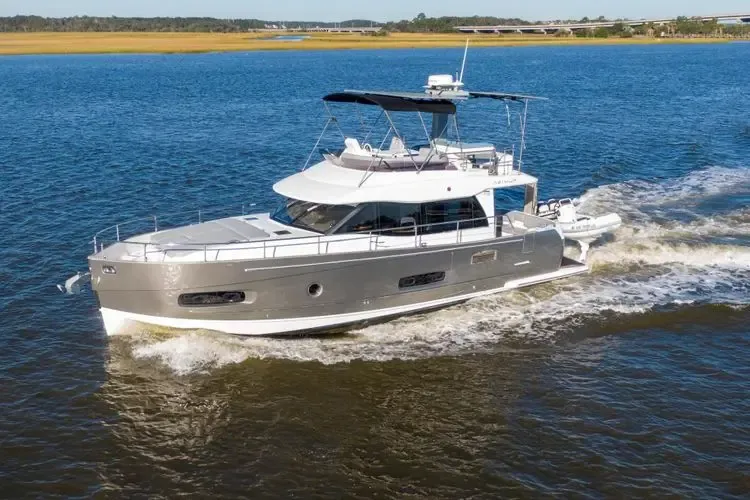 43' Azimut Magellano 2015 – Charleston, South Carolina
