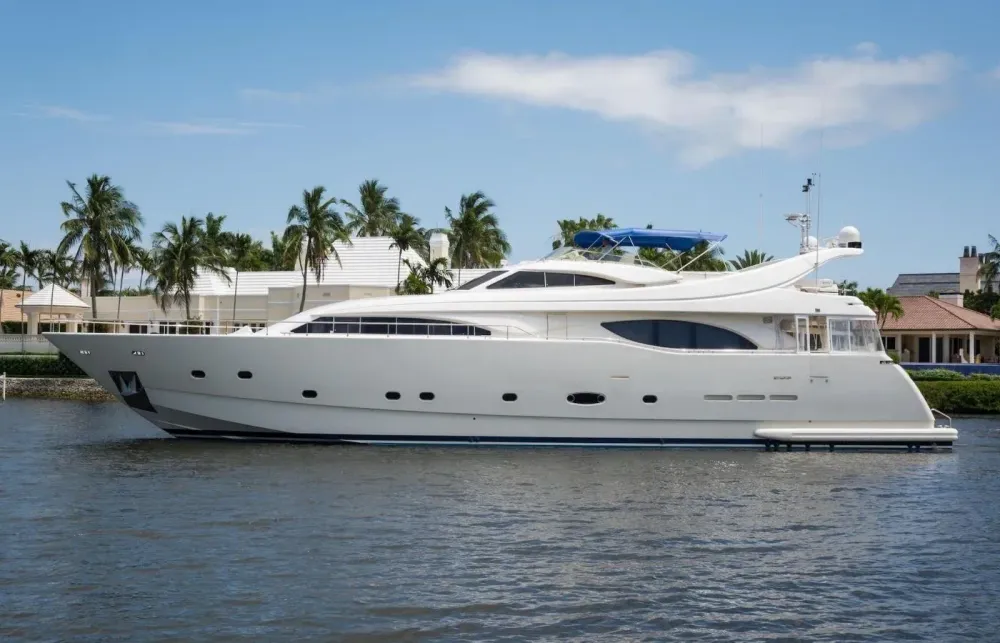 94' Ferretti Custom Line Motor Yacht Sold By Will Noftsinger
