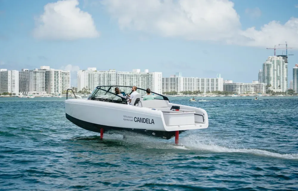 Electric Boats Take Flight
