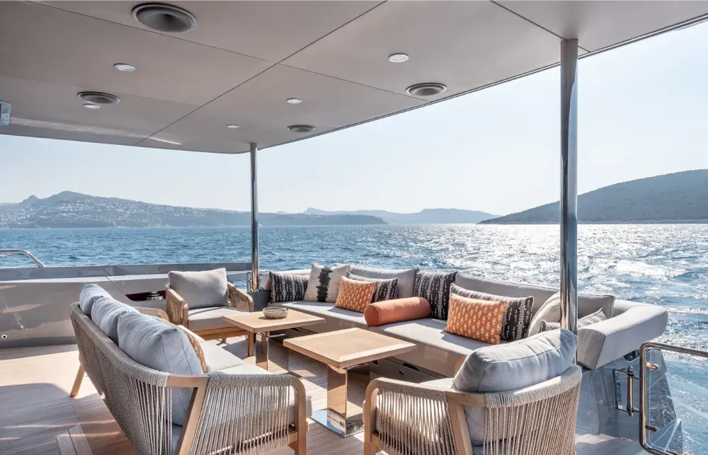 SŌLACE Boats Partners With Denison Yachting