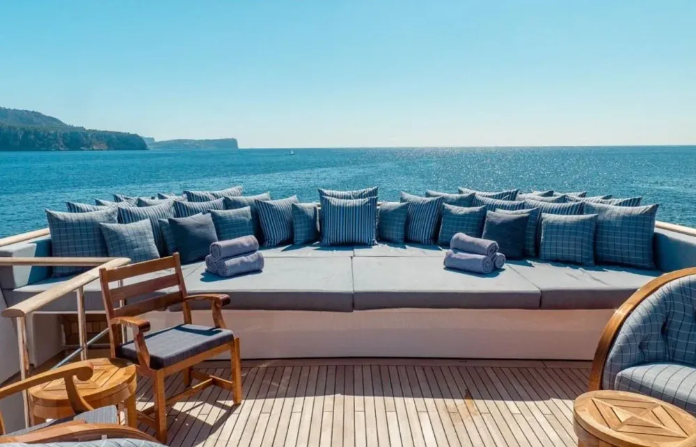 The Best Superyacht Sundecks For Entertaining Guests