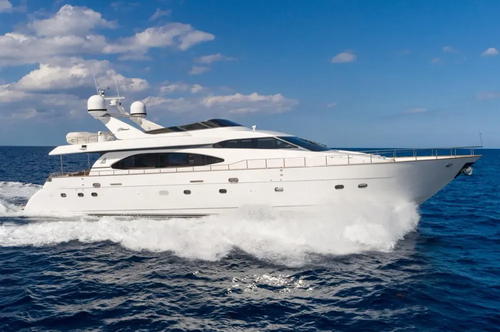 Azimut 85' Motoryacht Sold by Denison’s Peter Quintal