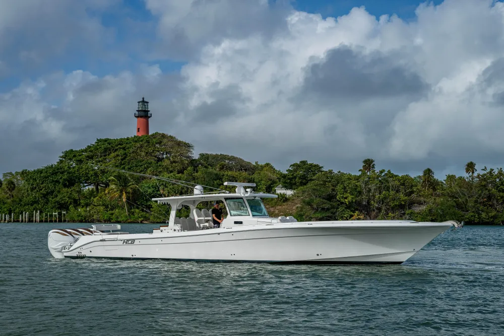 53' HCB Suenos 2022 – Jupiter, FL
