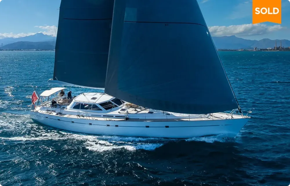 84' (25.65m) Fitzroy Yachts 2003 Sold by Harold Del Rosario [ADESA]