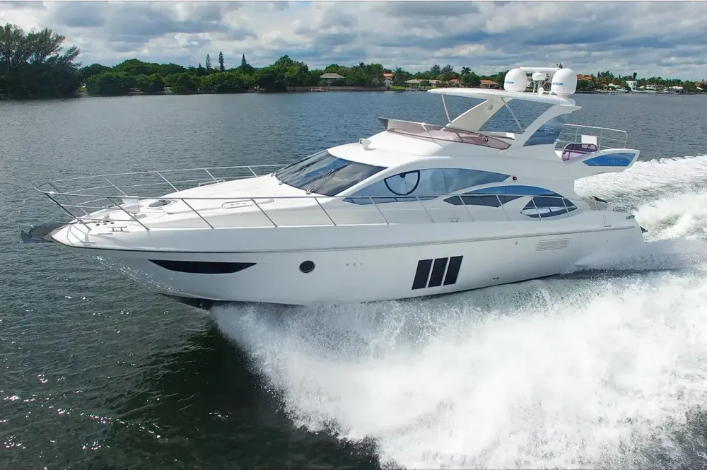 Azimut 60 Flybridge Yacht Sold by Denison