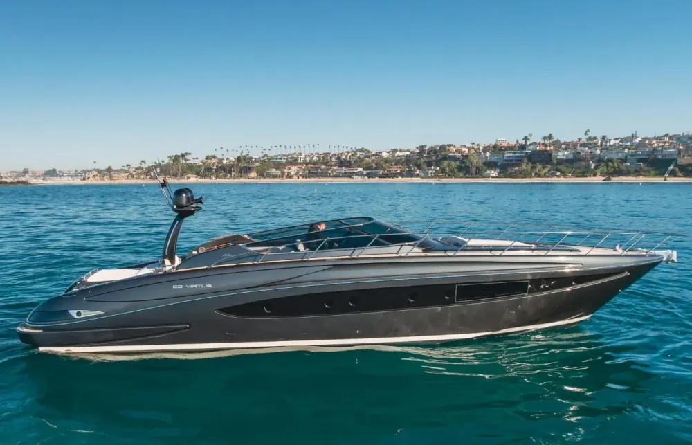 63 Riva Vertice Yacht Walkthrough [Boat Review + Video]