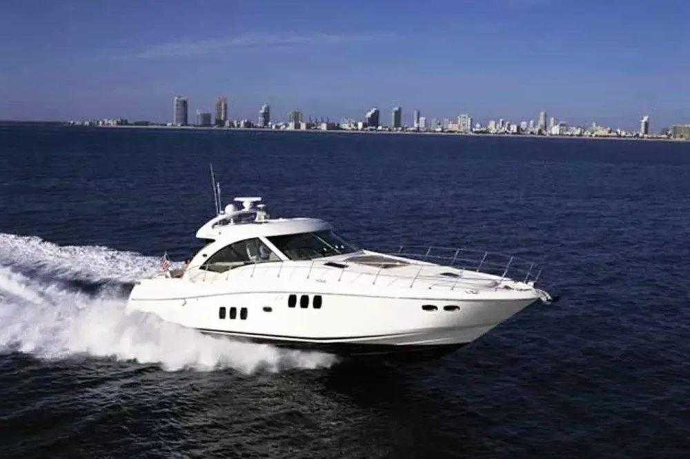 Sea Ray 60' Sundancer Sold by Denison