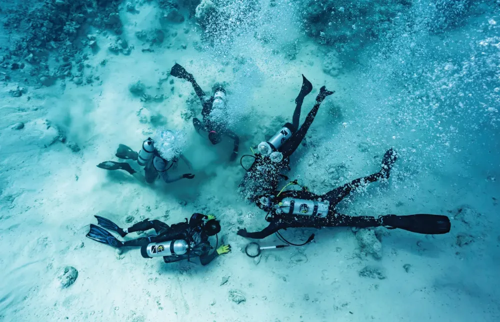 History Hunter: Carl Allen in The Bahamas