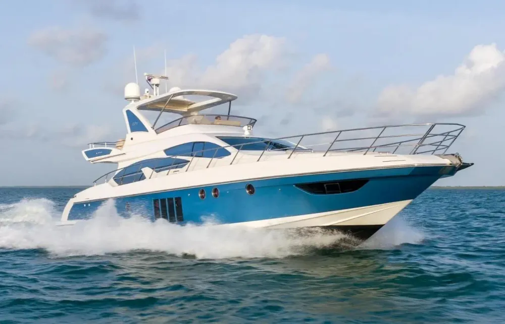 64 Azimut Motoryacht [Boat Review + Video]