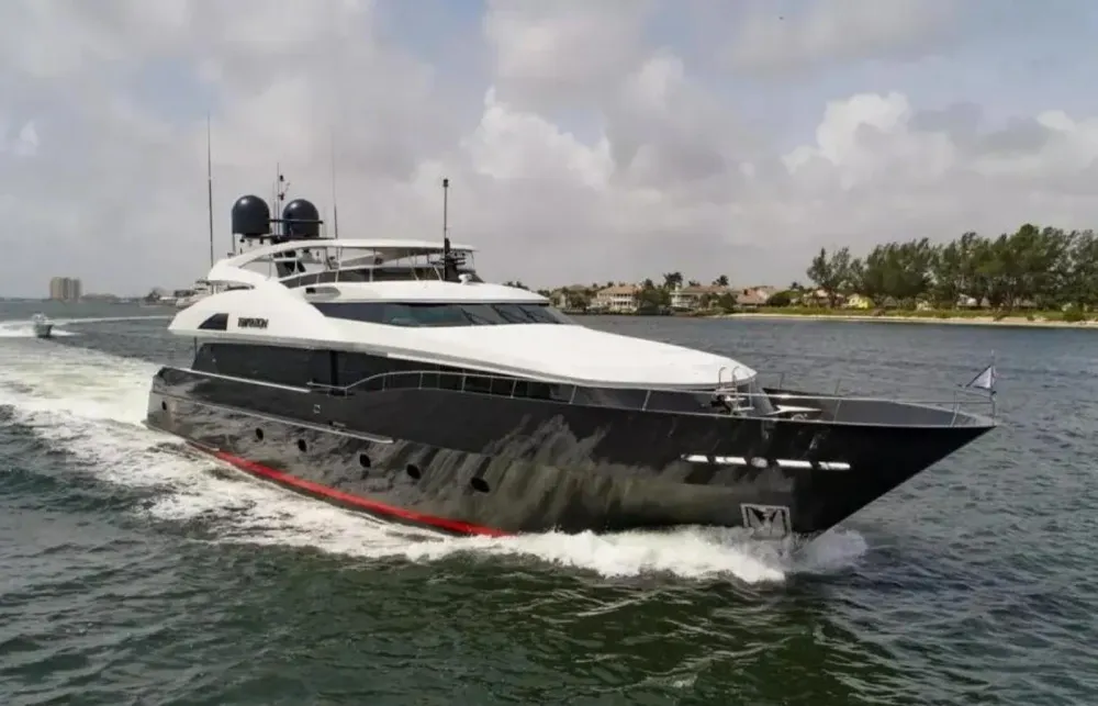 123 Palmer Johnson Motoryacht [Boat Review + Video]