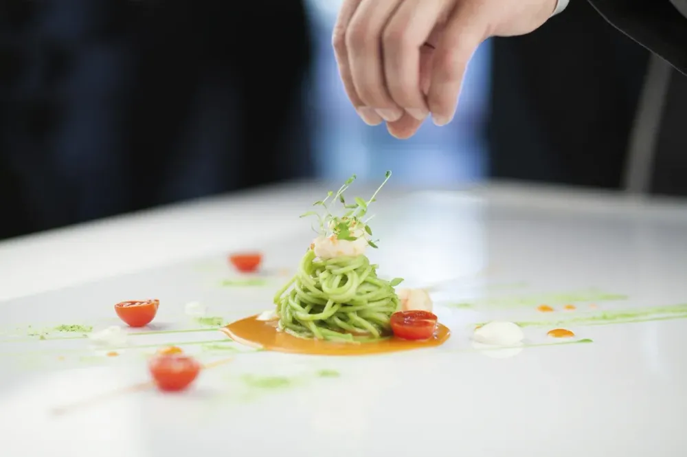 Chefs Needed on 112', 142' Motoryachts