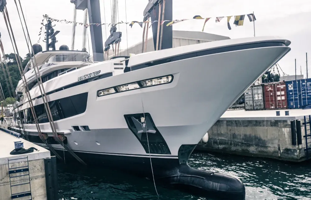 Baglietto Shipyard Launches T52 Hull #4 [DOPAMINE]