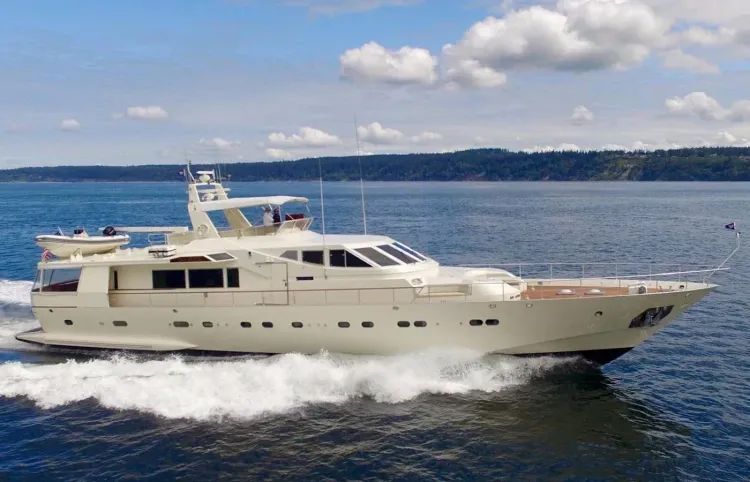 SOLD: 105' Azimut By Yacht Broker Gene Harkins