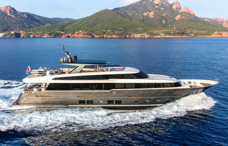 105' Van Der Valk Dutch Superyacht [JANGADA 2]