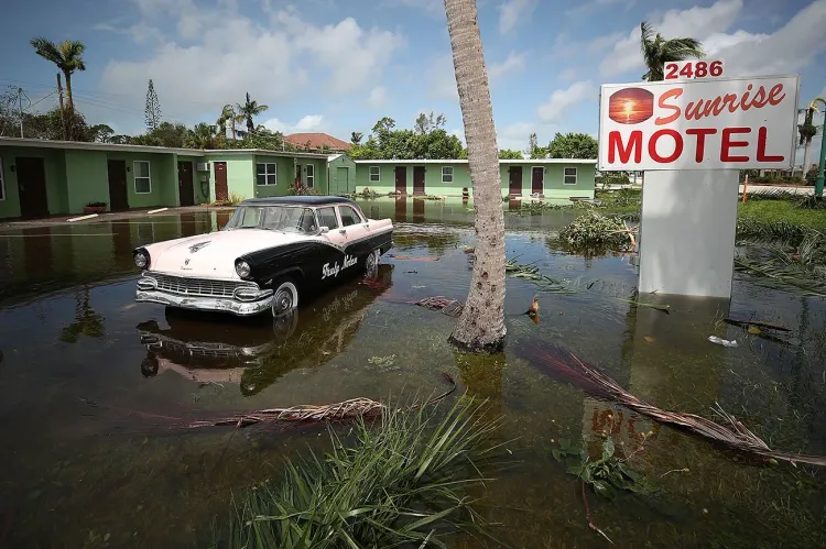 Hurricane Irma Devastates Virgin Islands, Florida