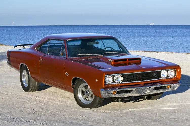 Coolest Dad Ever Builds Coronet For Son’s Prom