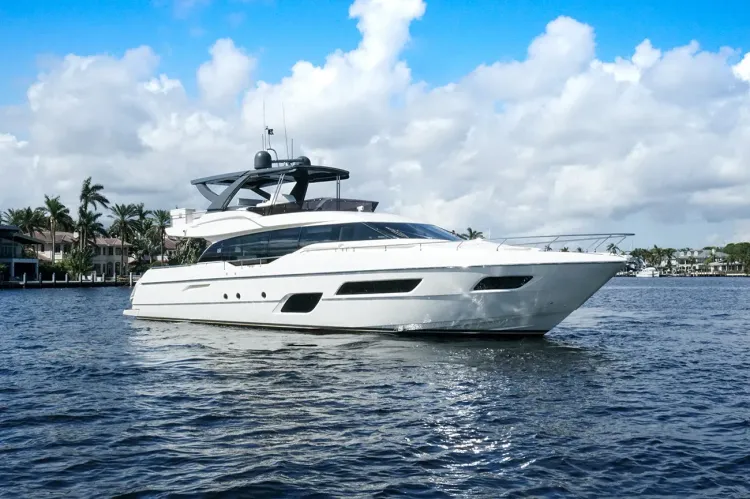 VIRTUAL TOUR: New Walkthrough of the Ferretti 70
