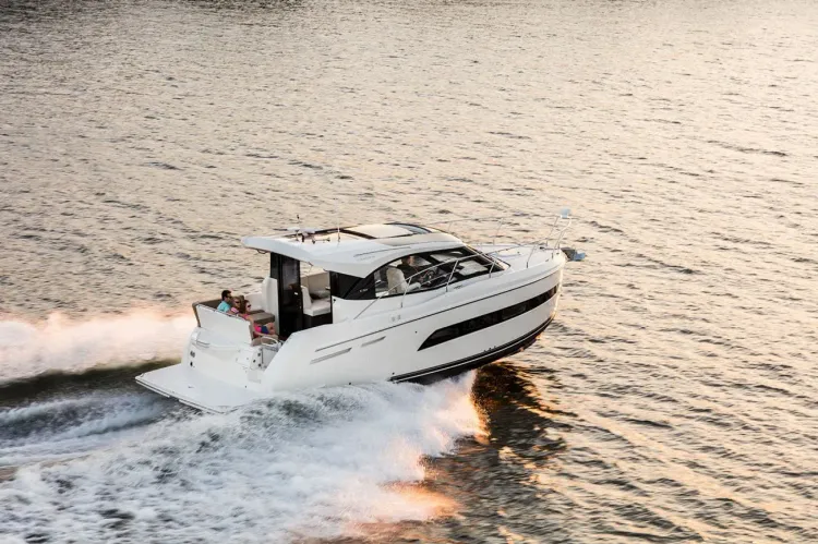 Carver Yachts’ New C34 Coupe Completes First Sea Trial