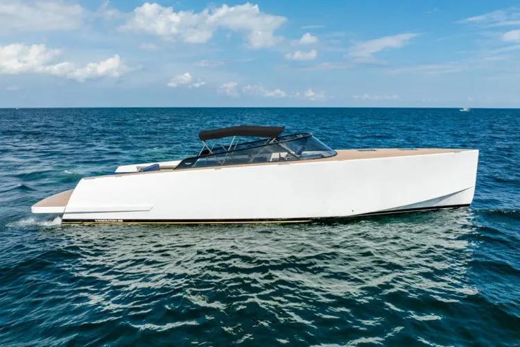 Latest Pre-Owned Yachts and New Arrivals at Denison Yachting – October 25, 2024