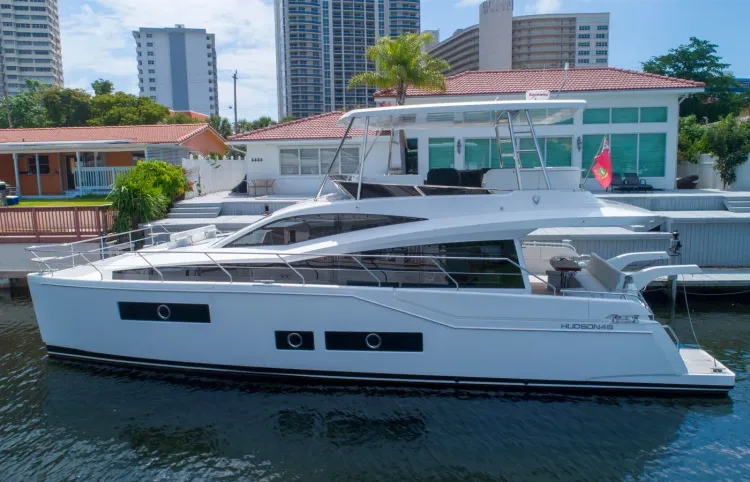 48 Hudson 2018 PURA VIDA Sold by Wiley Sharp