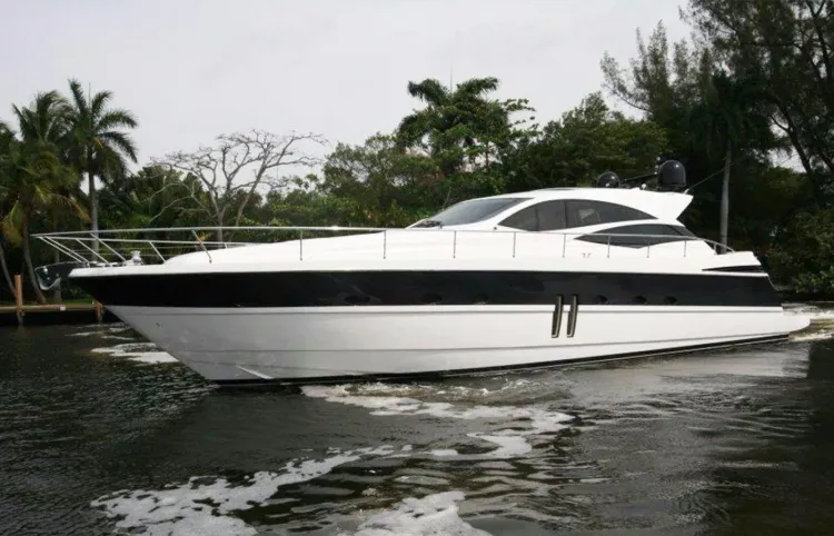 SOLD: 62' Pershing 2006 By Yacht Broker Peter Quintal