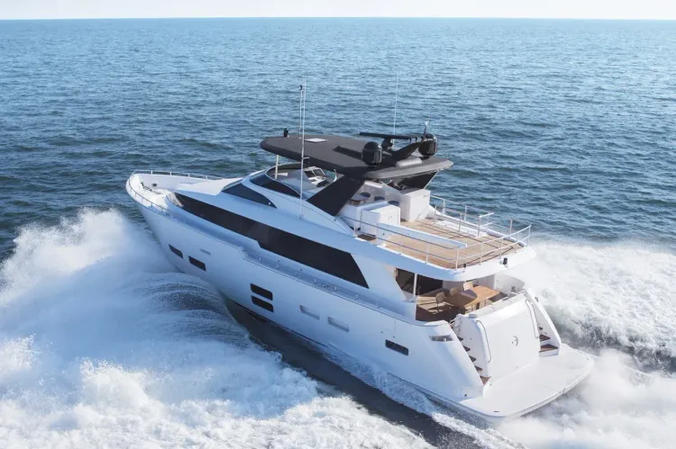 Hatteras 70 Motor Yacht Test Walkthrough Video