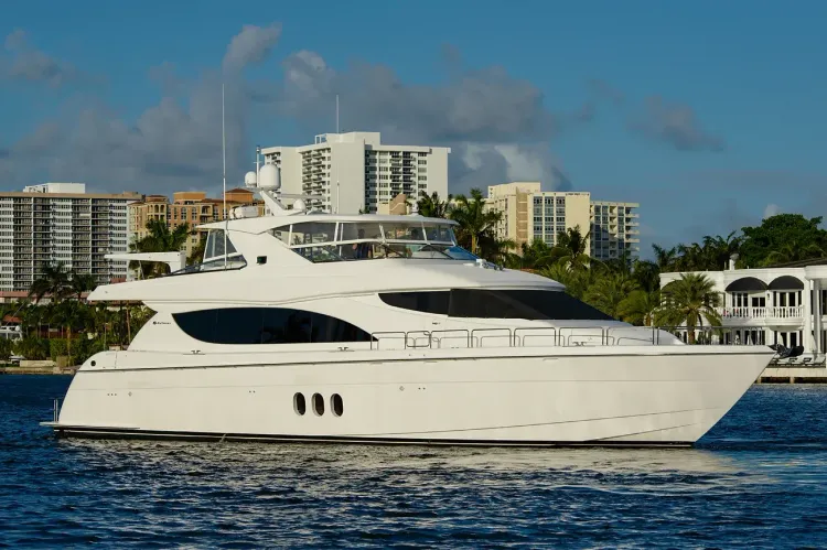 Hatteras 80 Motoryacht ELMIRAN Listed With Denison