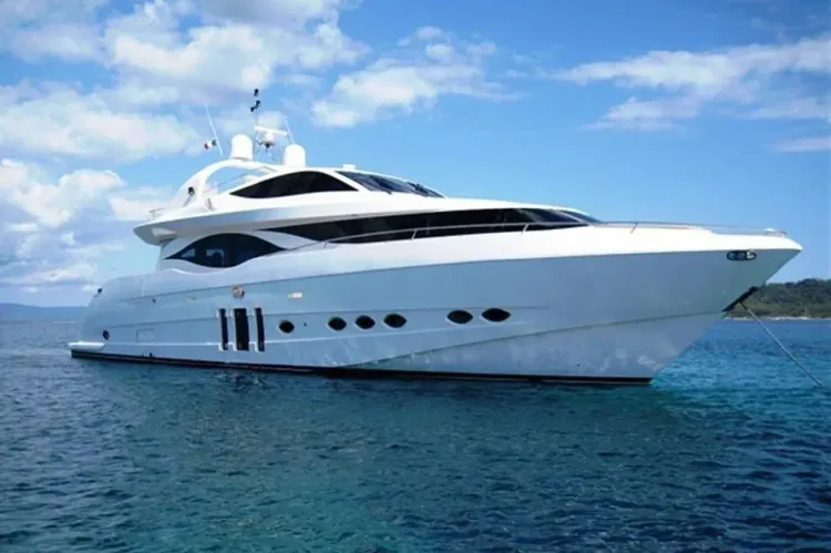 MIA: 90' Eagle Motoryacht Walkthrough Video