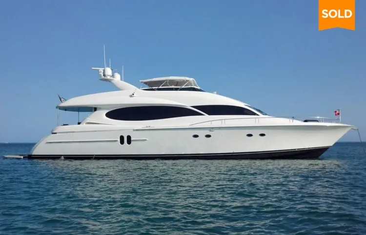 80' Lazzara 2004 Sold by Will Noftsinger [ALWAYS BAREFOOT]