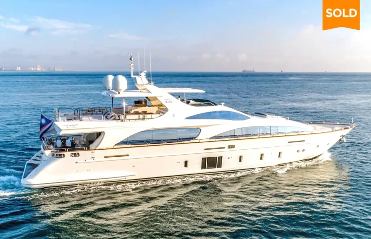 105' Azimut 2012 Sold by Bruce Schattenburg and Scott Lacroix [ANDIAMO]