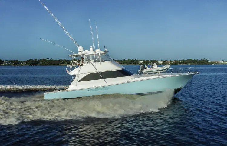 61 Viking Convertible Walkthrough [Boat Review + Video]