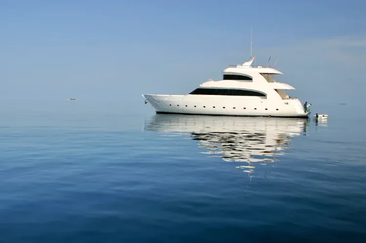 Yacht Sales drop in June 2012 – Yacht Brokerage Report