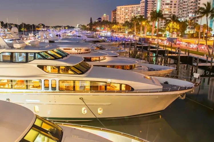 Denison Draws Strong Crowds at Miami Boat Shows