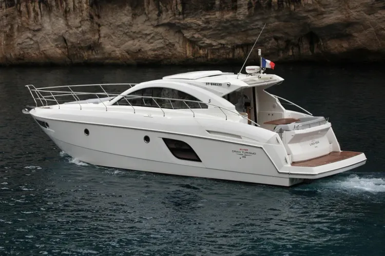 Cruising While For Sale: What You Need to Know