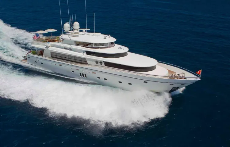 103 Johnson Motor Yacht Sold By Patrick Hopkins