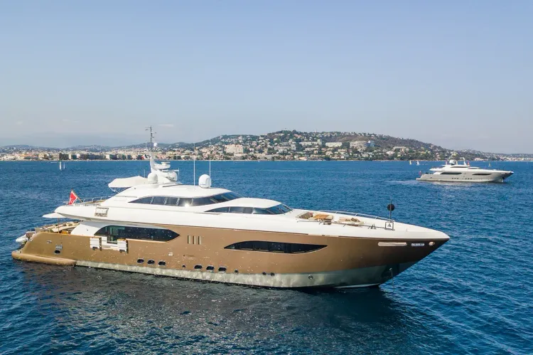 Price Reduced on 131' Tamsen Namaste