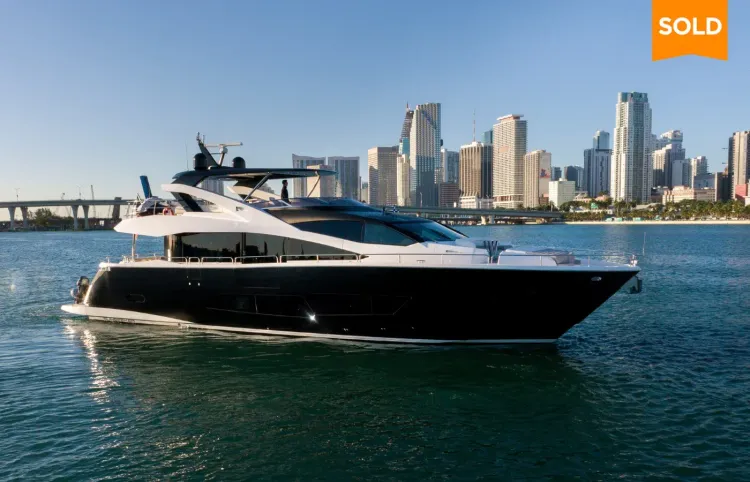 86' Sunseeker 2017 Sold by  Alex G. Clarke, Aaron Antonson, David Johnson, and Bryan Soulie [ENTERPRISE]