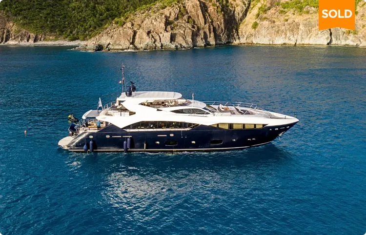 115' Sunseeker 2013 Sold by Pierre Badin & Andriy Petrenko [EVEREAST]