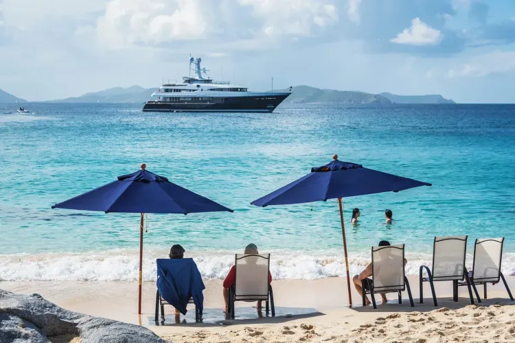 What could be better than Christmas on a superyacht?