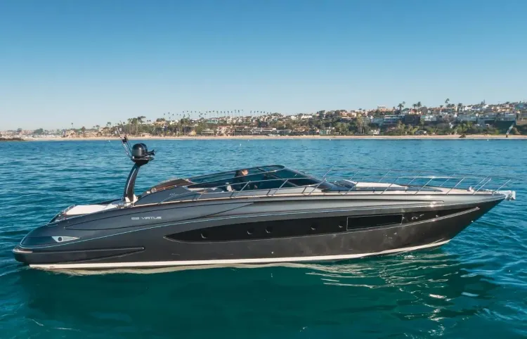 63 Riva Vertice Yacht Walkthrough [Boat Review + Video]