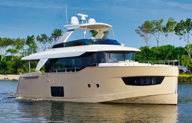 58 Absolute Yacht Walkthrough [Boat Review + Video]