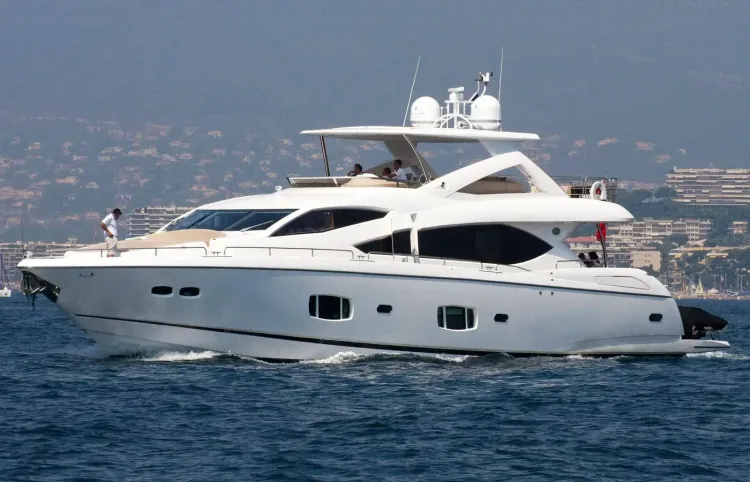 Sunseeker 88' FORWARD UNLIMITED Sold By Bruce Schattenburg