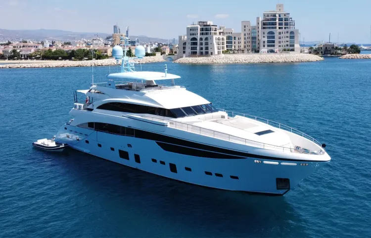 40-Meter Yacht LE VERSEAU Joins the Denison Charter Fleet in Europe