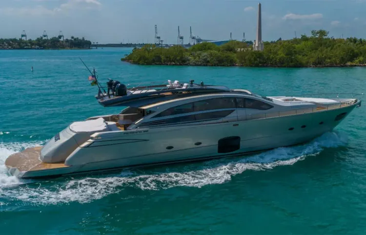 82 Pershing Motor Yacht 2015 Sold By Riccardo Solci