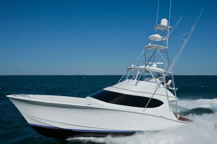 Hatteras GT54 Features Walkthrough Video