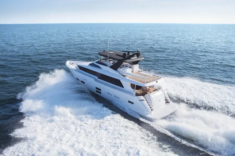 VIDEO: 70 Hatteras Combines Comfort and Performance