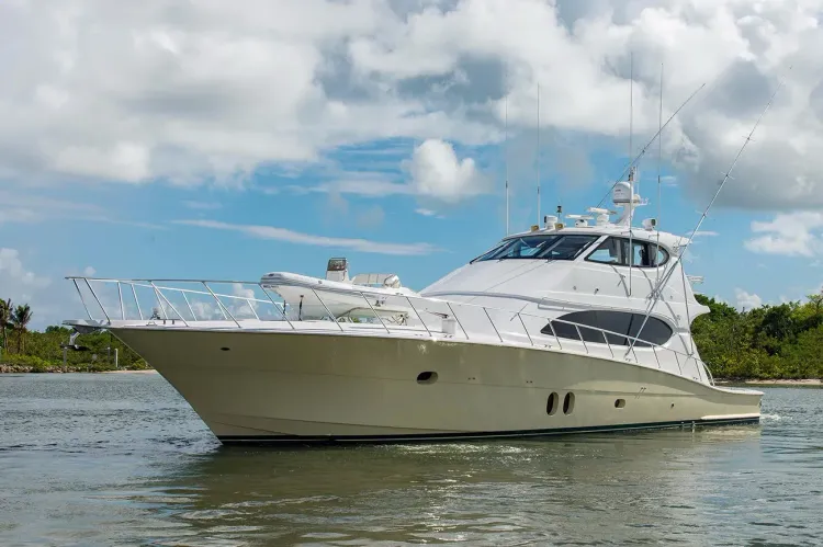 Hatteras 77' Sportfish Sold by Alex Clarke & Kit Denison