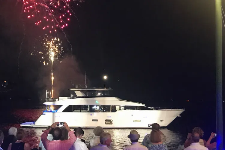 Hatteras Yachts Introduces the New M90 Panacera